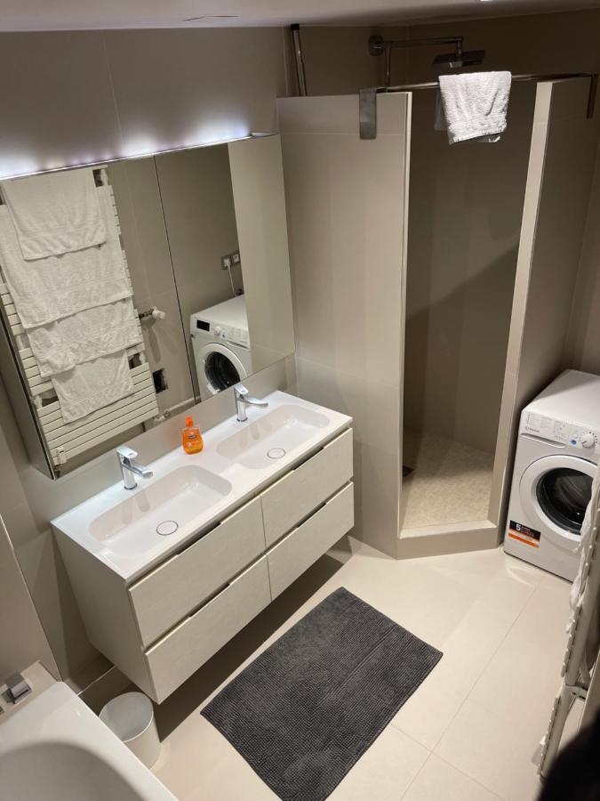 Superbe Appartement Avec Place De Parking Gratuit Strasbourg Eksteriør billede